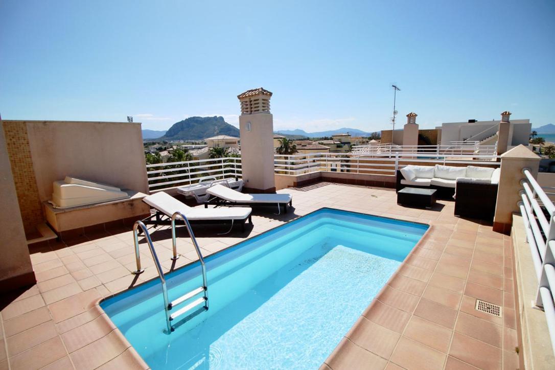Atico Con Piscina Privada En Primera Linea Apartment Denia Luaran gambar