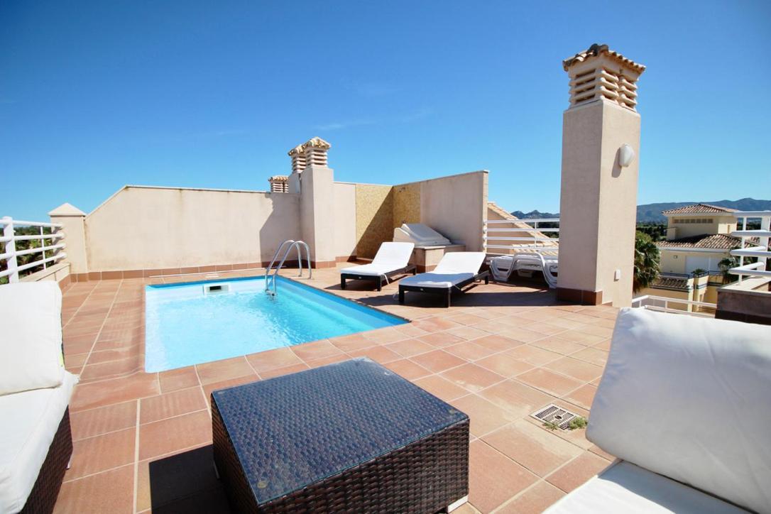 Atico Con Piscina Privada En Primera Linea Apartment Denia Luaran gambar