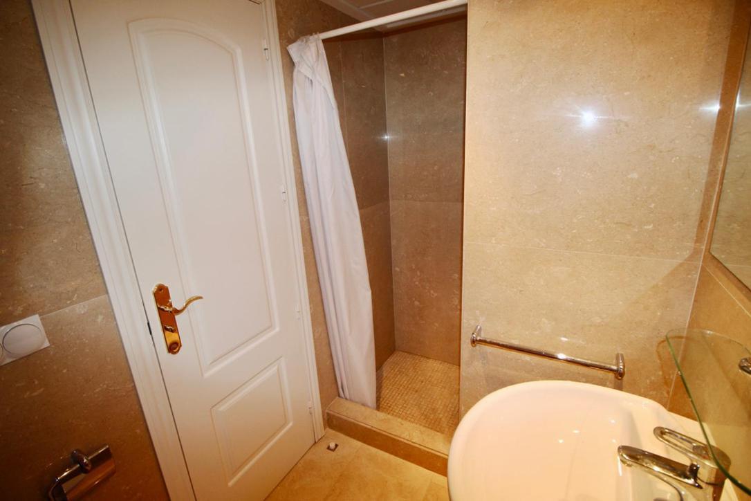 Atico Con Piscina Privada En Primera Linea Apartment Denia Luaran gambar