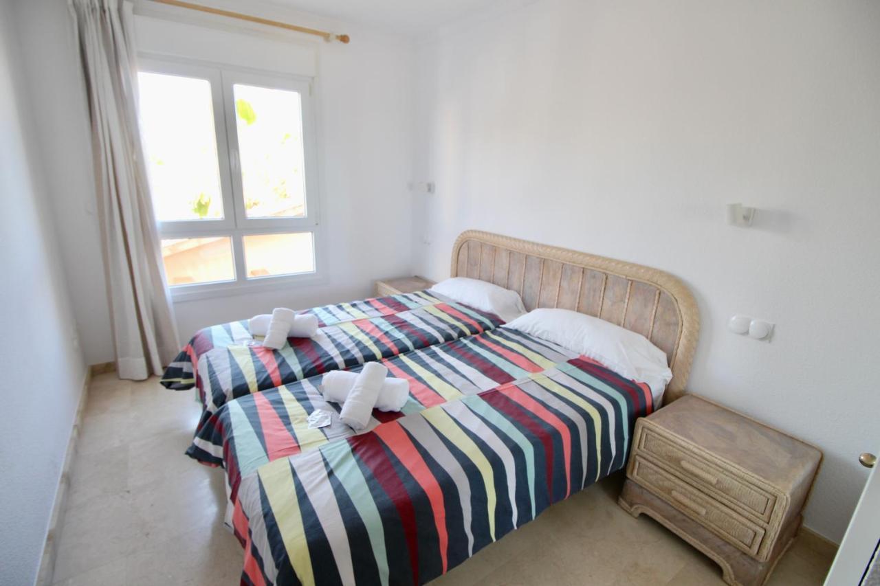 Atico Con Piscina Privada En Primera Linea Apartment Denia Luaran gambar