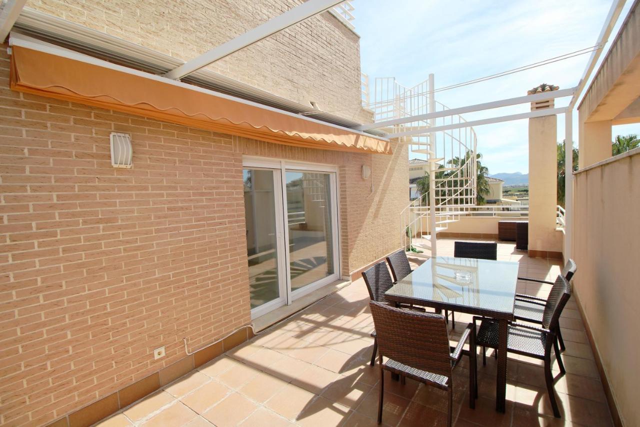 Atico Con Piscina Privada En Primera Linea Apartment Denia Luaran gambar