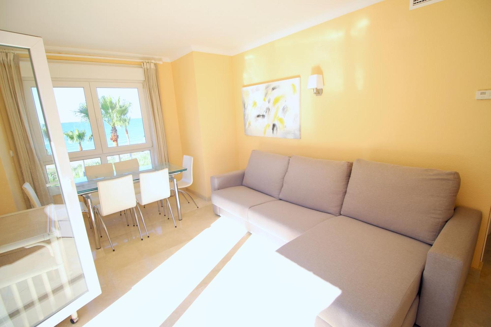 Atico Con Piscina Privada En Primera Linea Apartment Denia Bilik gambar