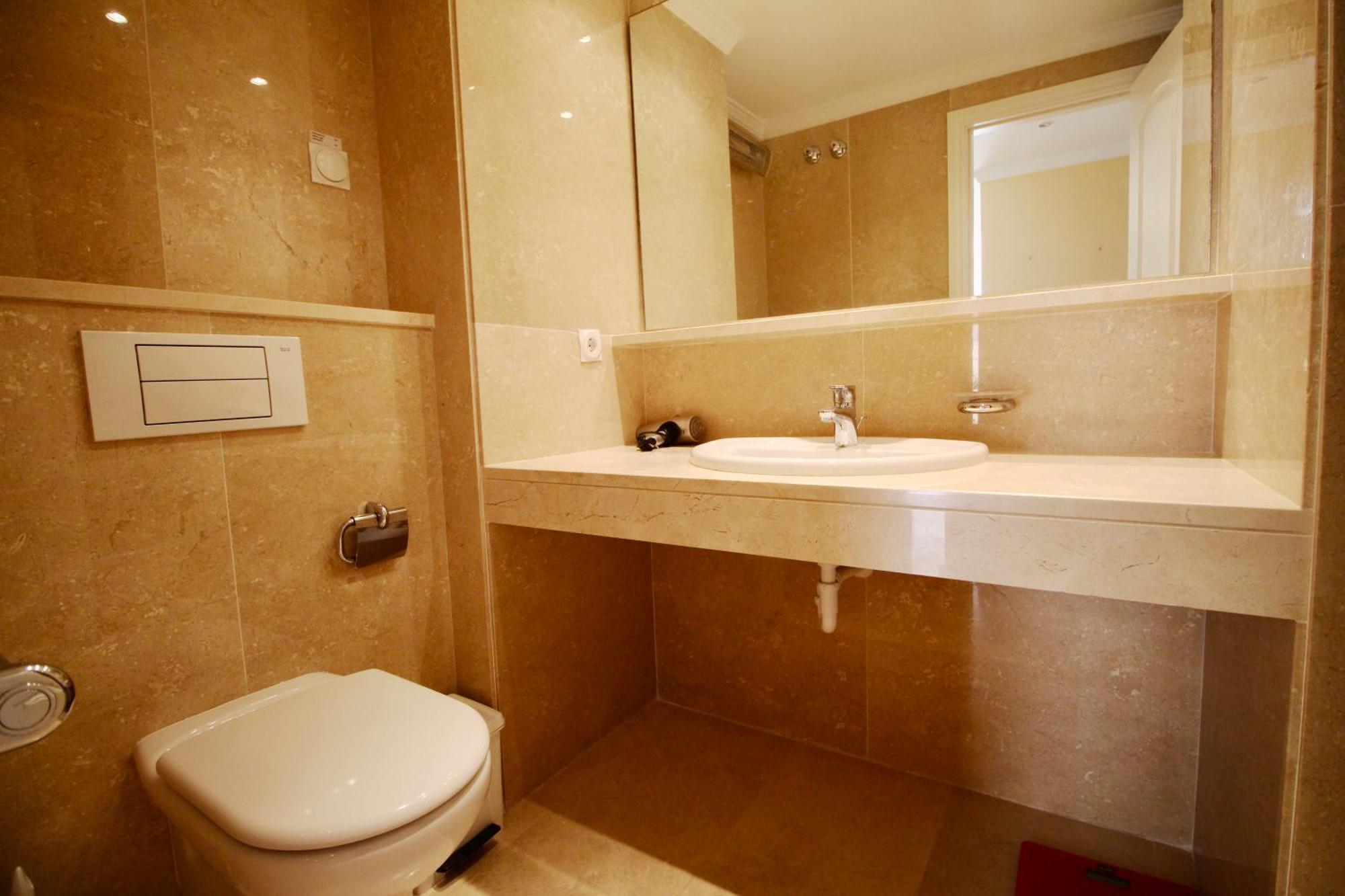 Atico Con Piscina Privada En Primera Linea Apartment Denia Bilik gambar
