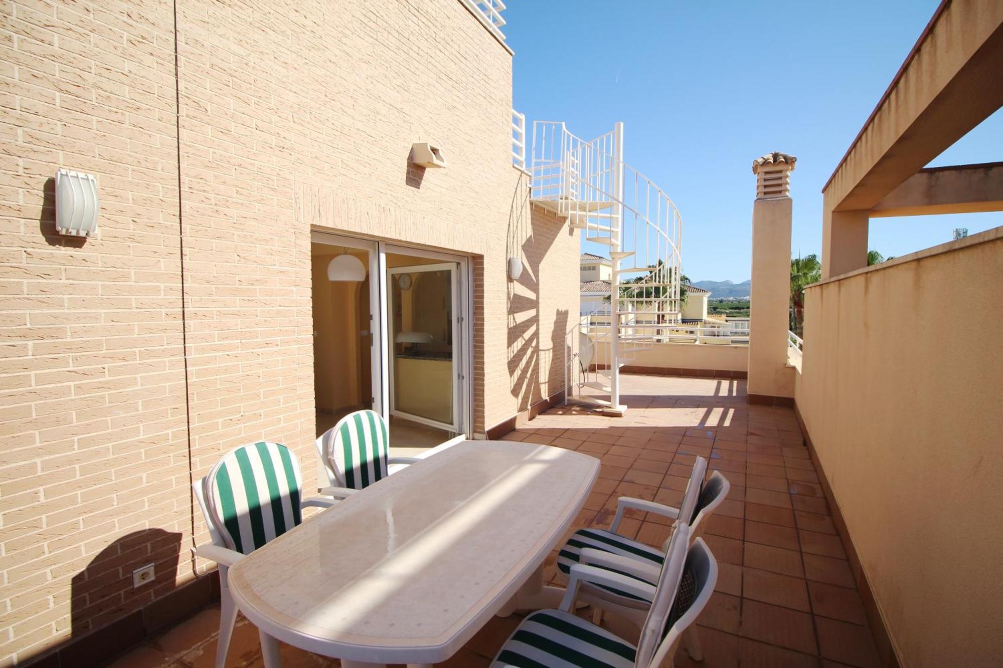 Atico Con Piscina Privada En Primera Linea Apartment Denia Bilik gambar